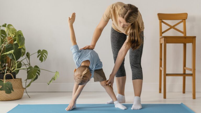 full-shot-woman-helping-kid-exercise
